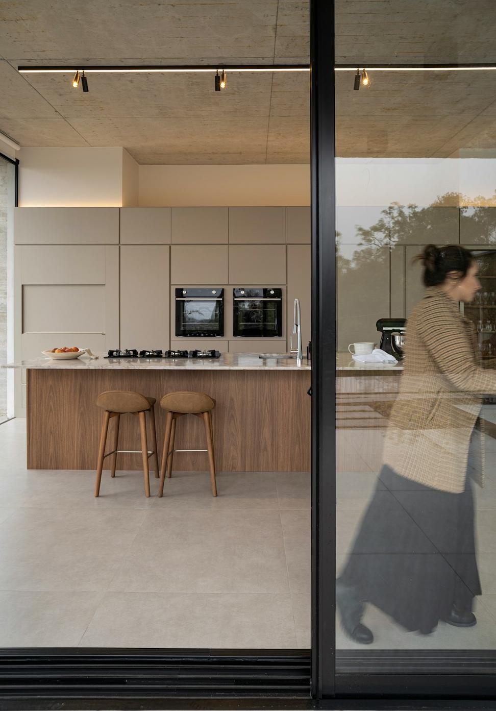 Contemporary Kitchen Renovation
